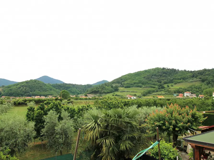 Immagine 12 di Appartamento in vendita  in Via Salvo D'Acquisto a Galzignano Terme