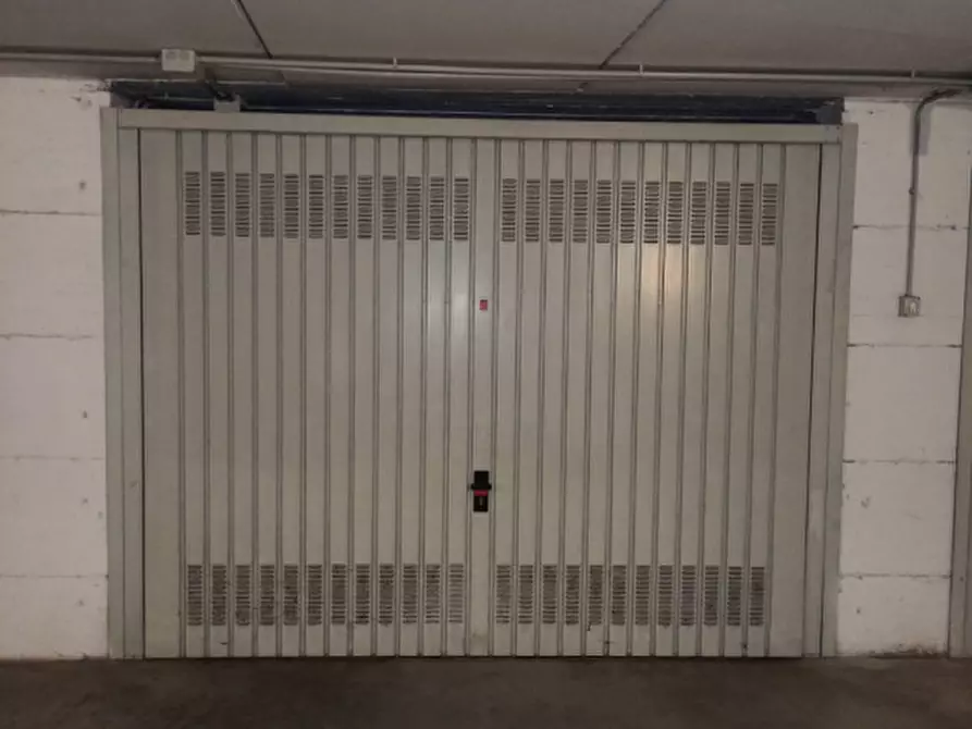 Immagine 16 di Appartamento in affitto  in Piazza della Vittoria - Siegesplatz a Bolzano