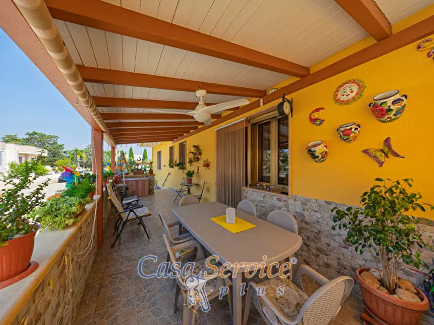 Immagine 3 di Casa indipendente in vendita  in Via Barberini a Ugento