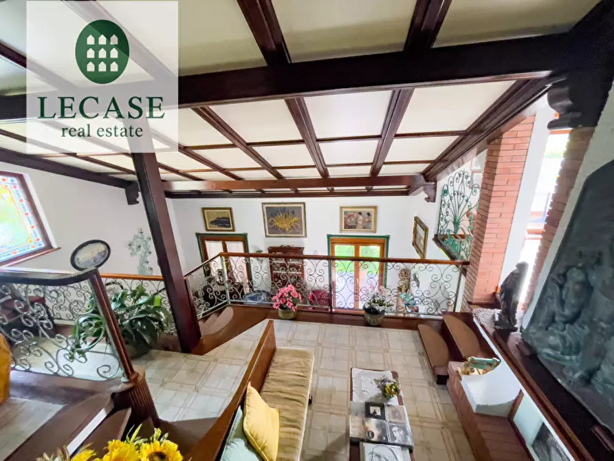 Immagine 10 di Villa in vendita  in Via Fratelli Cervi a Forte Dei Marmi