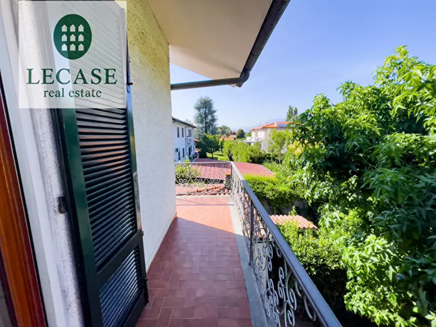 Immagine 13 di Villa in vendita  in Via Fratelli Cervi a Forte Dei Marmi