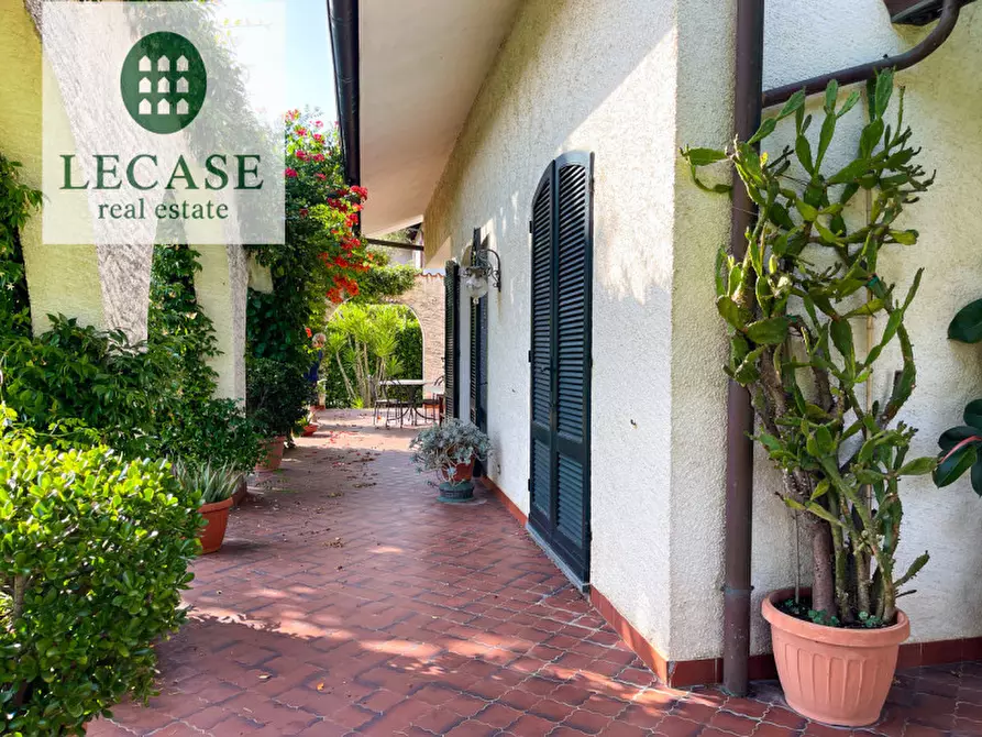 Immagine 20 di Villa in vendita  in Via Fratelli Cervi a Forte Dei Marmi