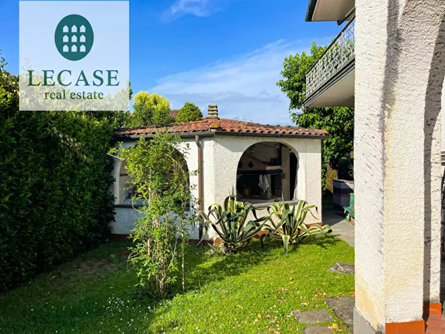 Immagine 21 di Villa in vendita  in Via Fratelli Cervi a Forte Dei Marmi