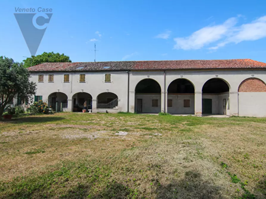 Immagine 1 di Rustico / casale in vendita  in Via Umberto I a Arzergrande