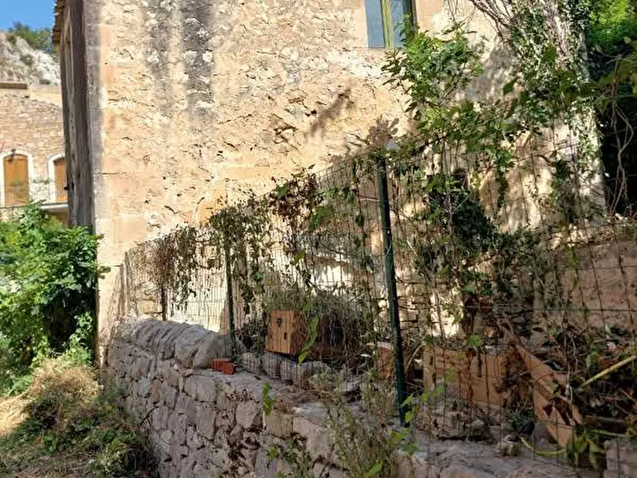 Immagine 9 di Casa indipendente in vendita  a Modica