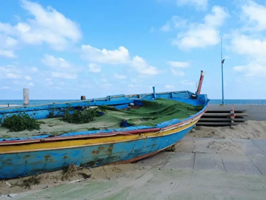 Immagine 25 di Appartamento in vendita  in Via Giuseppe Verdi , 39 a Ginosa