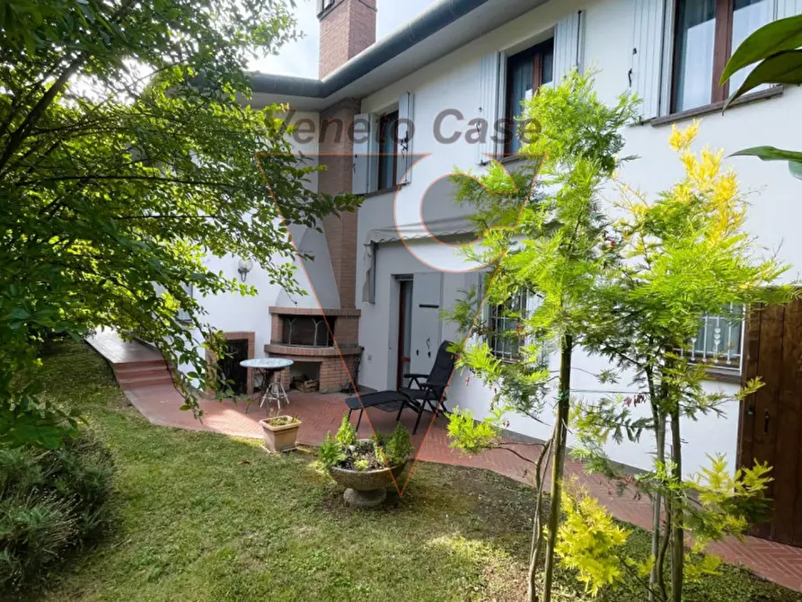 Immagine 5 di Villa in vendita  in Via Cagnola a Saonara