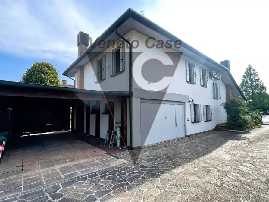 Immagine 7 di Villa in vendita  in Via Cagnola a Saonara
