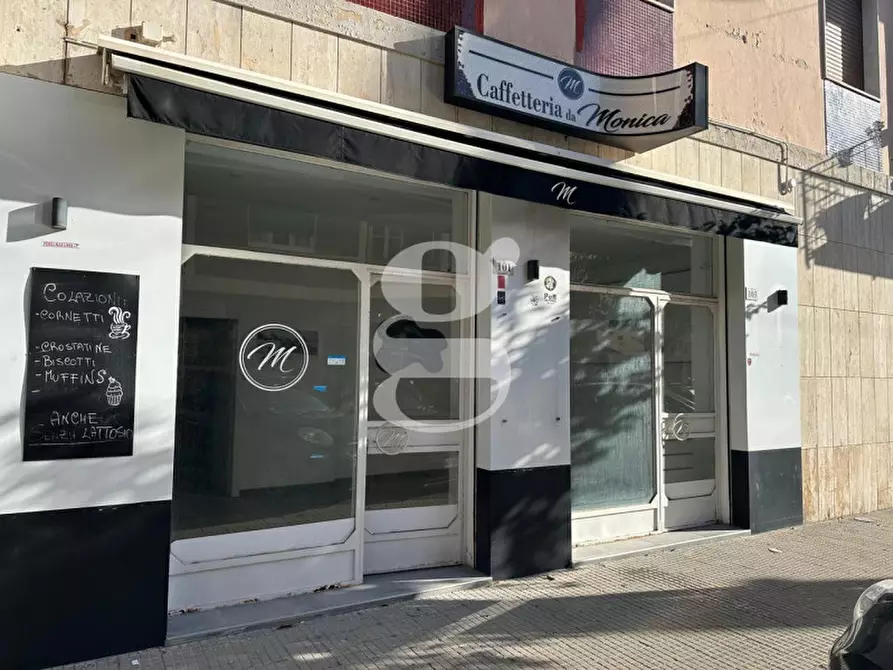 Immagine 9 di Negozio in vendita  in Via Colonnello Francesco Magistri, N°101-103 a Milazzo