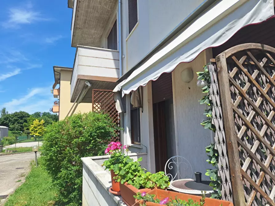 Immagine 17 di Appartamento in vendita  in Via del Lavoro 6 a Torri Di Quartesolo