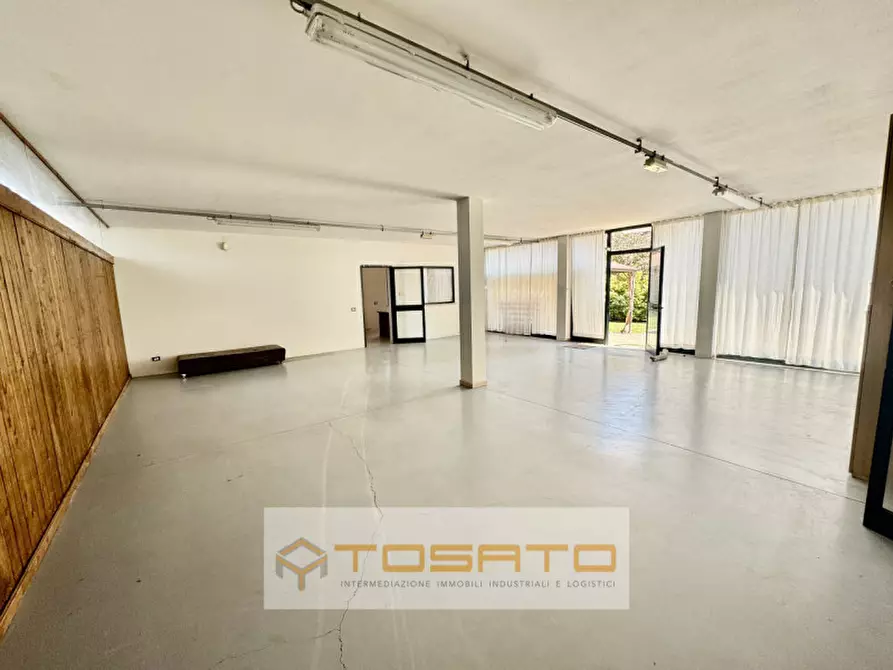 Immagine 9 di Capannone industriale in affitto  a Cerea