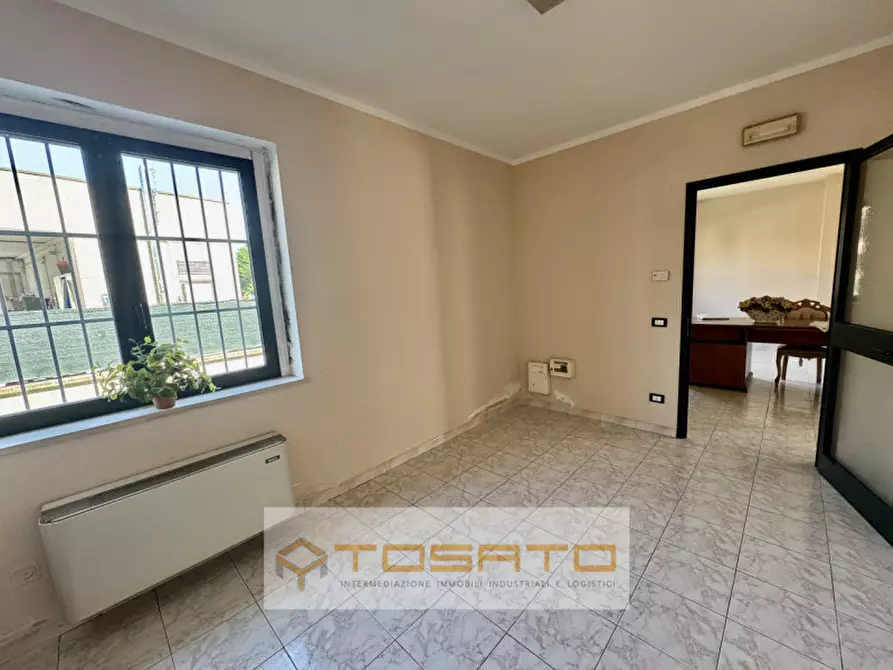 Immagine 16 di Capannone industriale in affitto  a Cerea