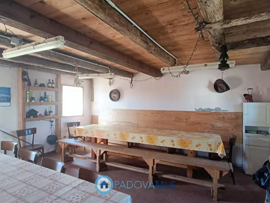 Immagine 7 di Rustico / casale in vendita  in VIA CHIODARE a Due Carrare