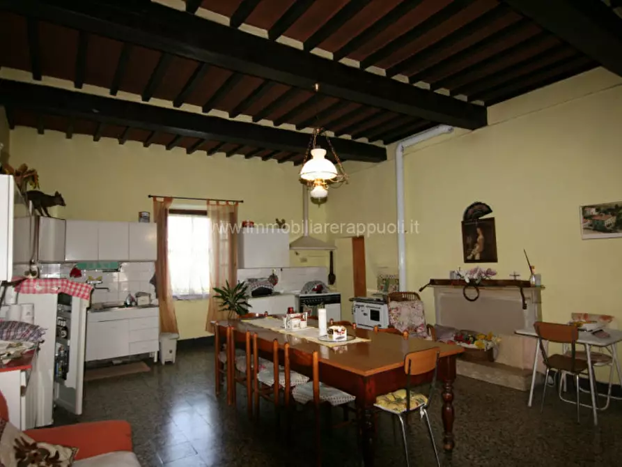 Immagine 21 di Rustico / casale in vendita  a Civitella In Val Di Chiana