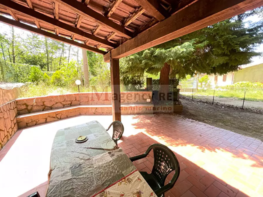 Immagine 3 di Villa in vendita  a San Roberto