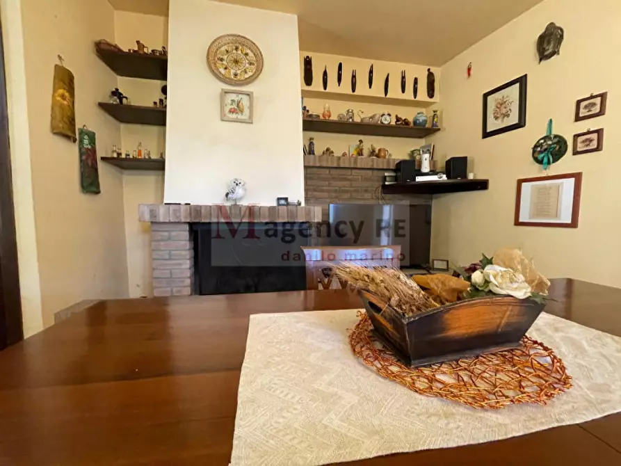 Immagine 16 di Villa in vendita  a San Roberto