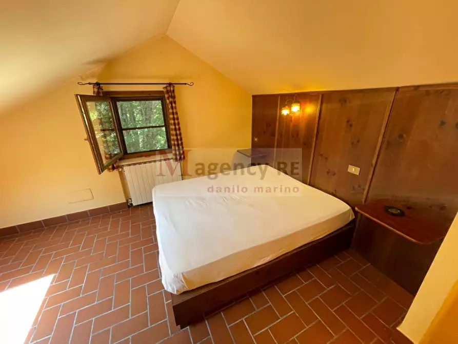 Immagine 21 di Villa in vendita  in Pinema a San Roberto