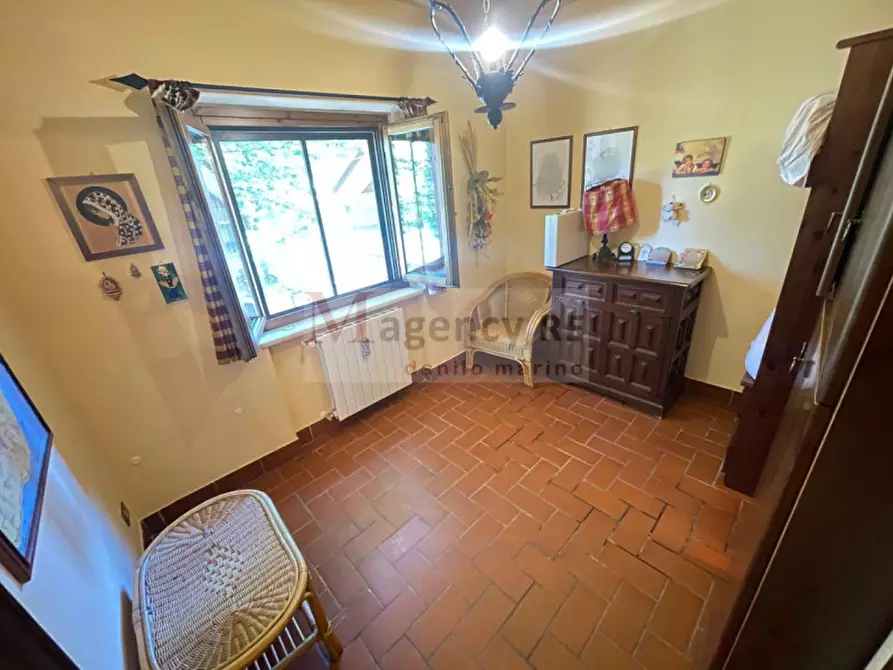 Immagine 31 di Villa in vendita  a San Roberto