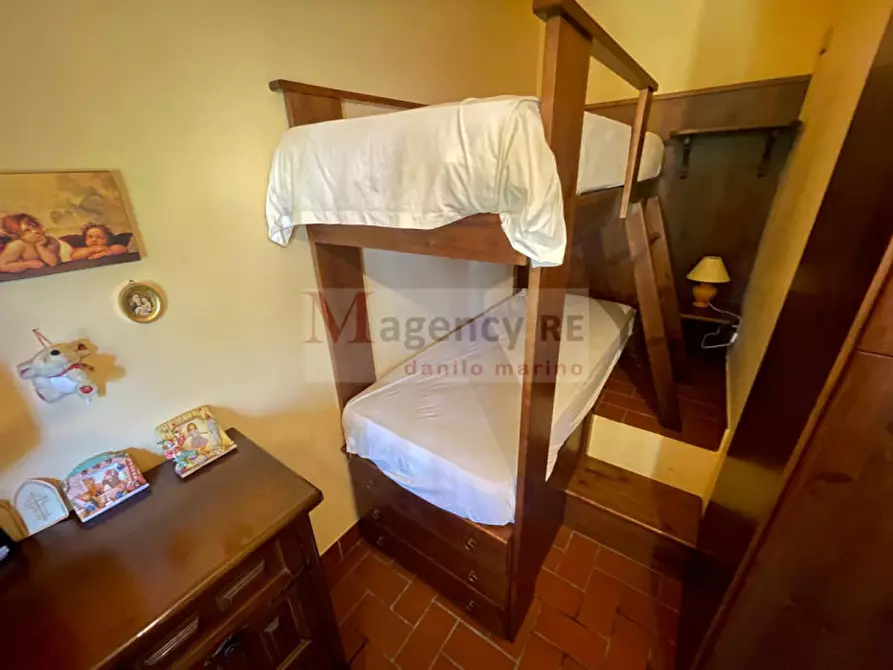 Immagine 33 di Villa in vendita  a San Roberto