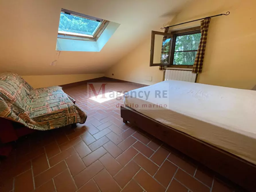 Immagine 34 di Villa in vendita  a San Roberto