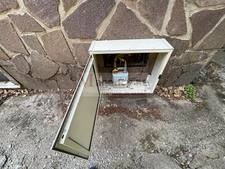 Immagine 48 di Villa in vendita  a San Roberto