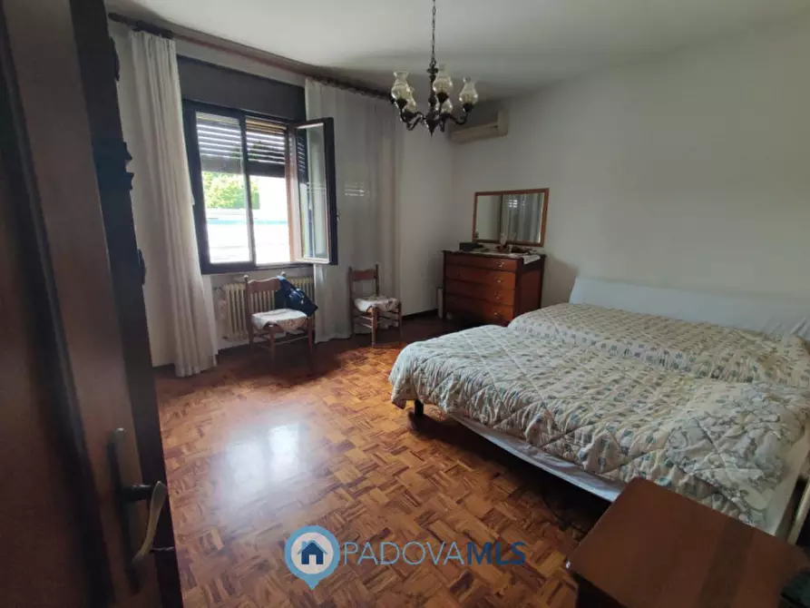 Immagine 2 di Casa indipendente in vendita  in VIA SAN GIORGIO 12 a Albignasego