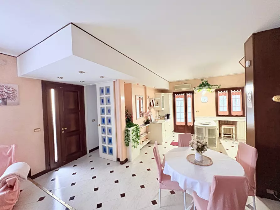 Immagine 8 di Villetta a schiera in vendita  in Via Porto a Galzignano Terme