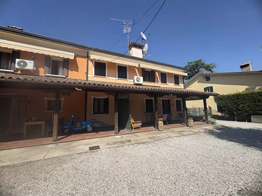 Immagine 27 di Villetta a schiera in vendita  in Via Porto a Galzignano Terme