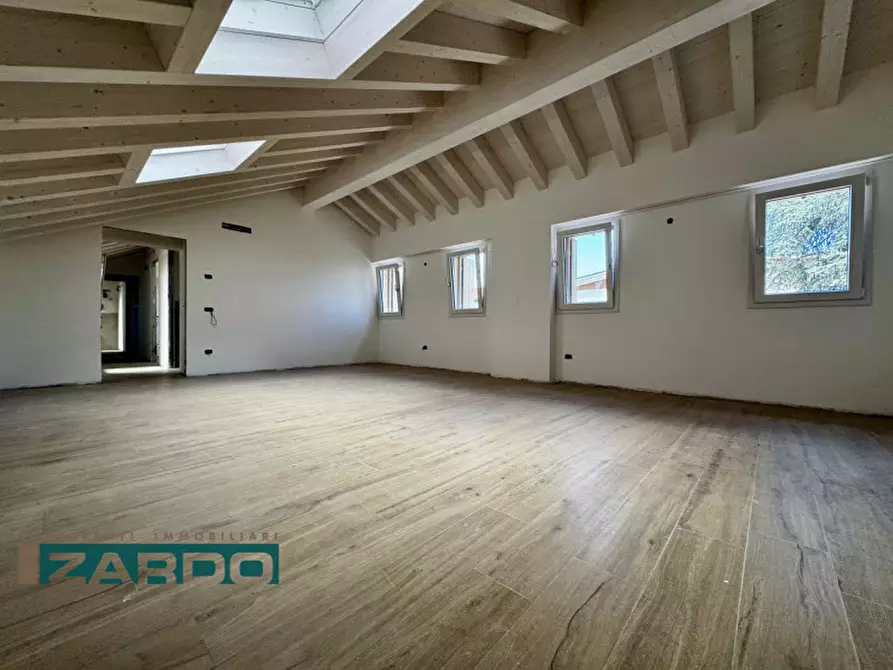 Immagine 1 di Appartamento in vendita  a Riese Pio x