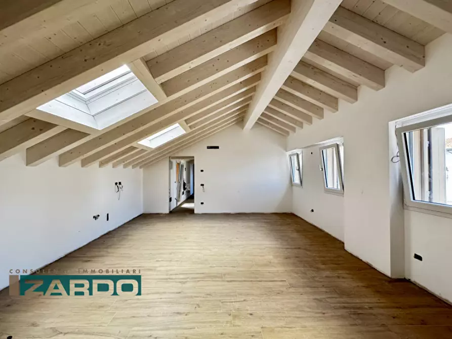 Immagine 2 di Appartamento in vendita  a Riese Pio x