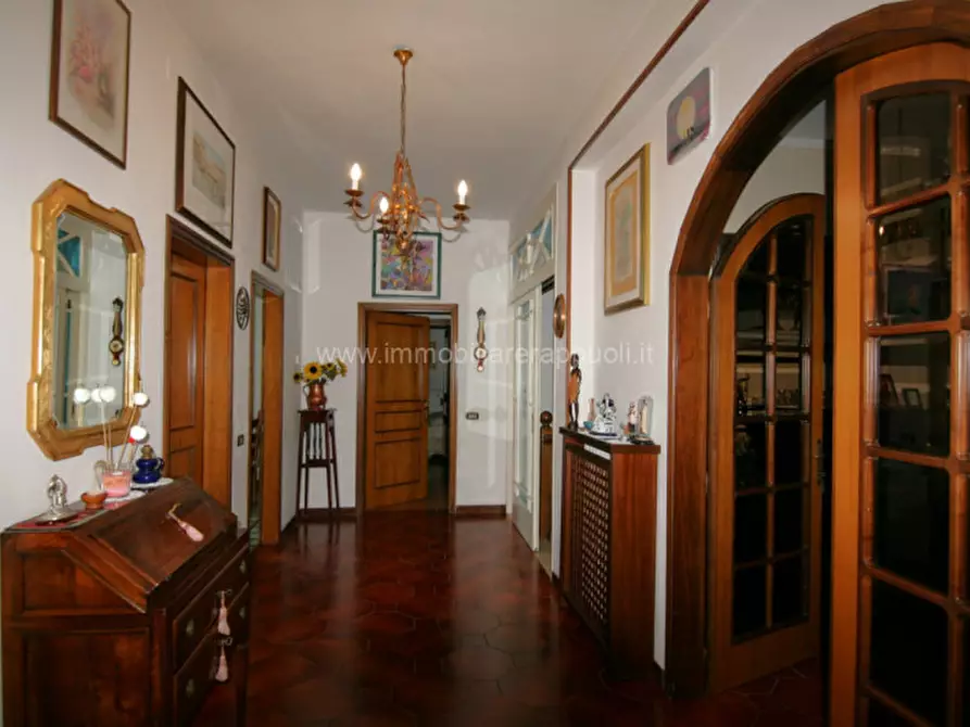 Immagine 13 di Villa in vendita  a Torrita Di Siena