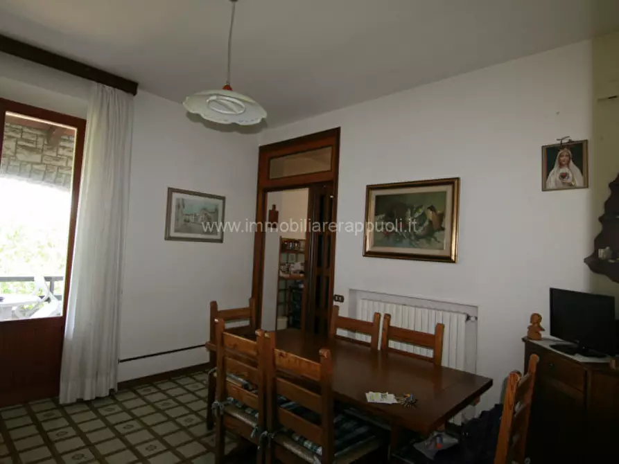 Immagine 14 di Villa in vendita  a Torrita Di Siena