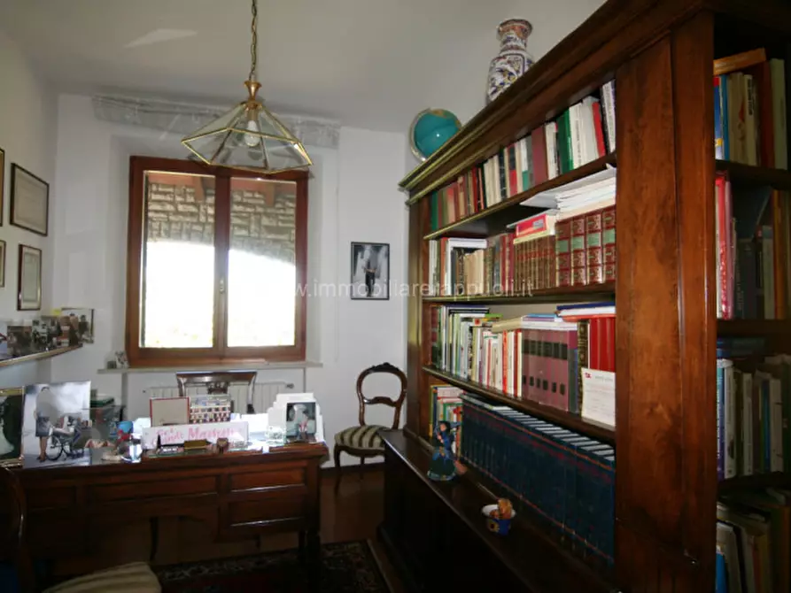 Immagine 31 di Villa in vendita  a Torrita Di Siena