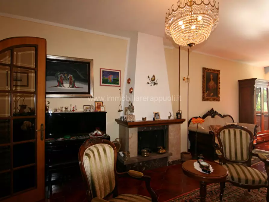 Immagine 34 di Villa in vendita  a Torrita Di Siena