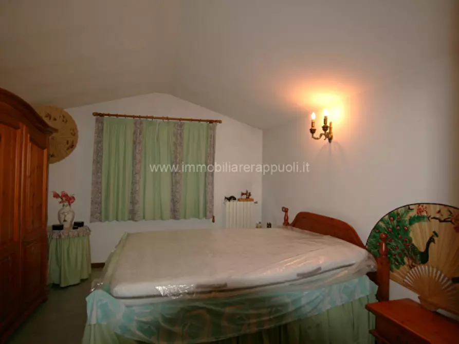 Immagine 38 di Villa in vendita  a Torrita Di Siena