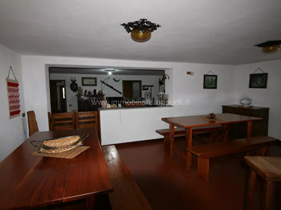 Immagine 47 di Villa in vendita  a Torrita Di Siena