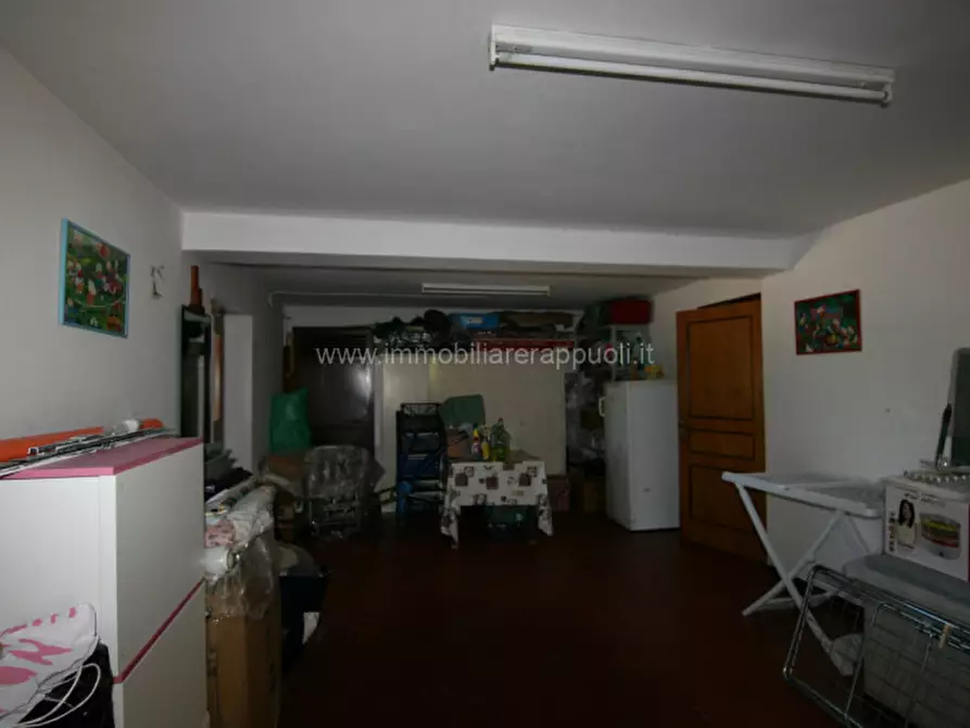 Immagine 51 di Villa in vendita  a Torrita Di Siena