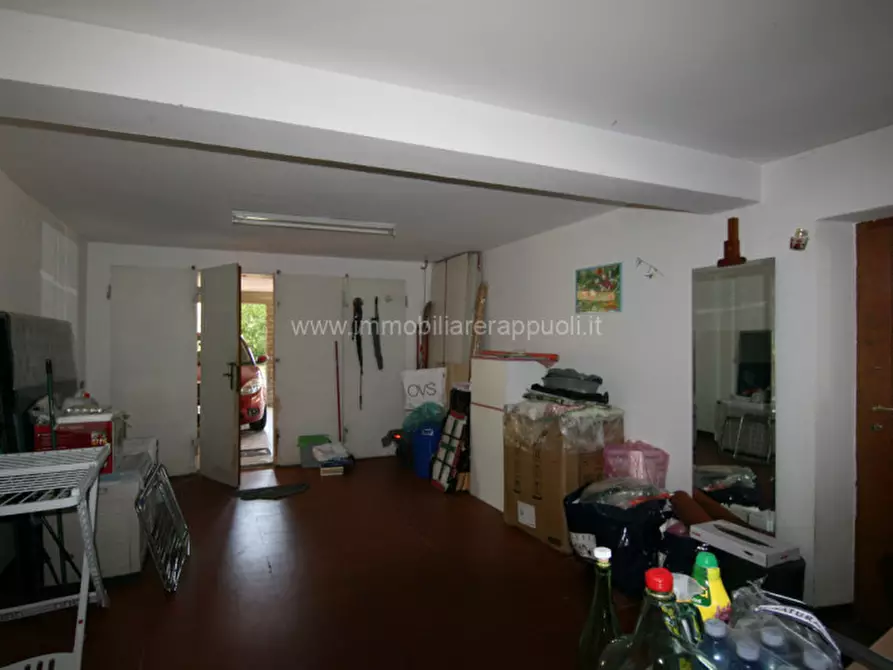 Immagine 52 di Villa in vendita  a Torrita Di Siena