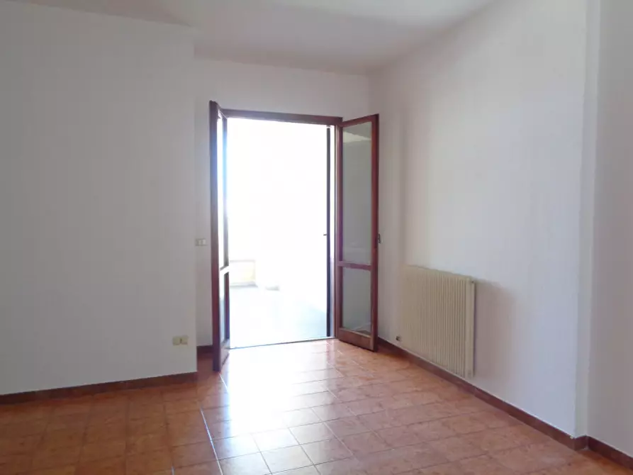 Immagine 6 di Appartamento in vendita  in Via Extramurale di Levante a Matino