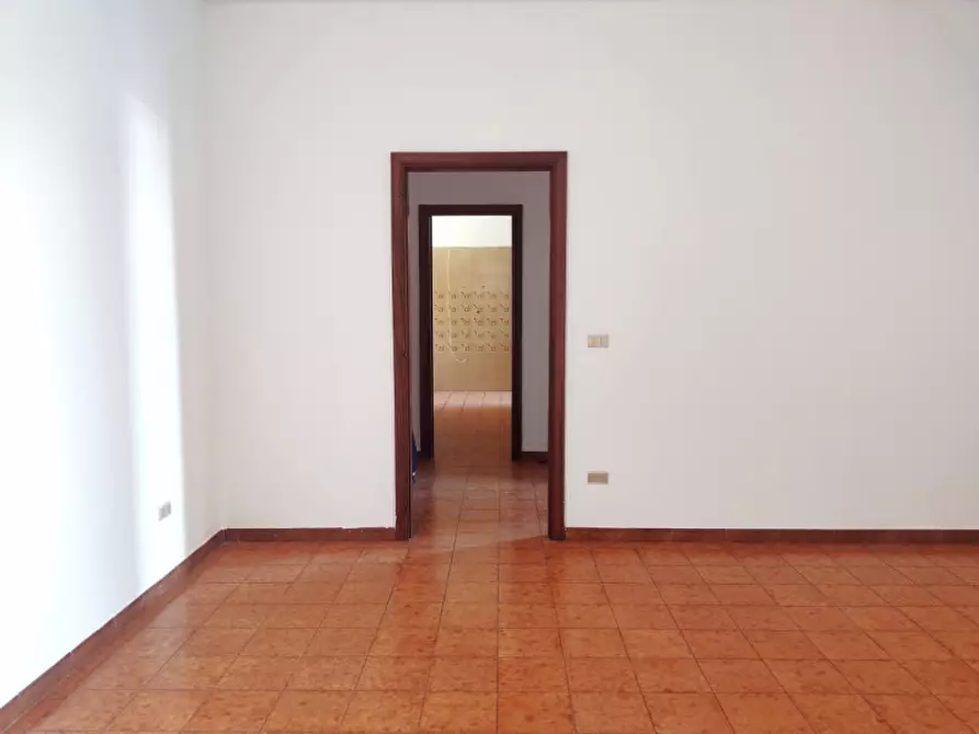 Immagine 13 di Appartamento in vendita  in Via Extramurale di Levante a Matino