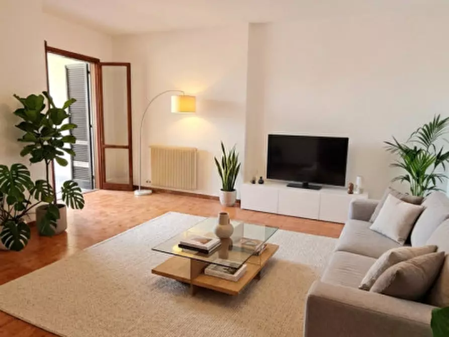 Immagine 35 di Appartamento in vendita  in Via Extramurale di Levante a Matino