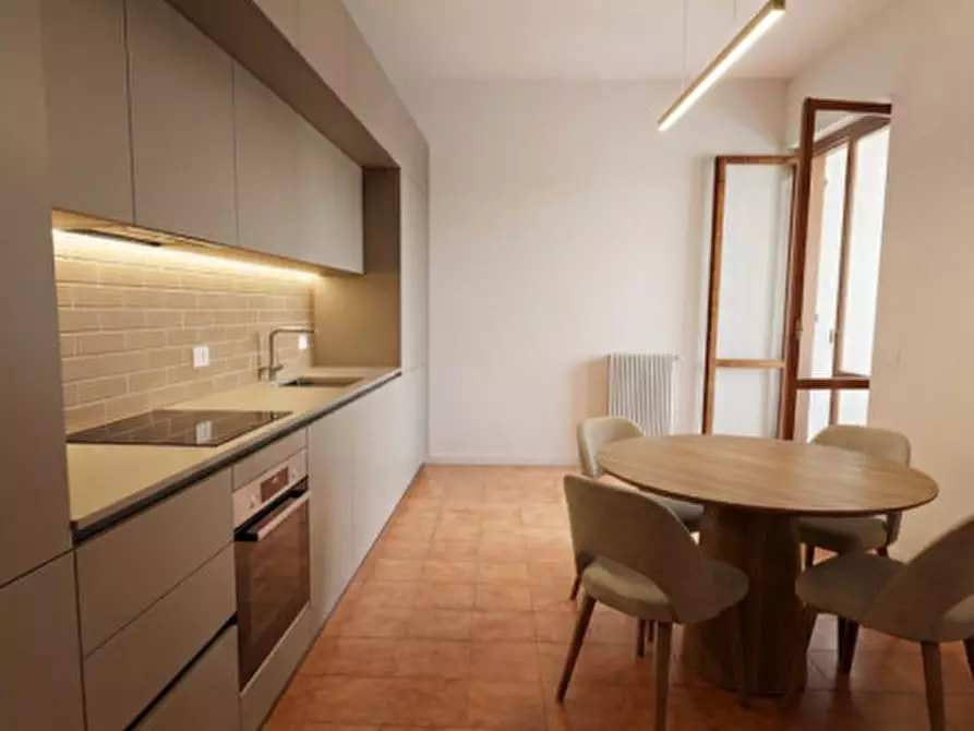 Immagine 41 di Appartamento in vendita  in Via Extramurale di Levante a Matino