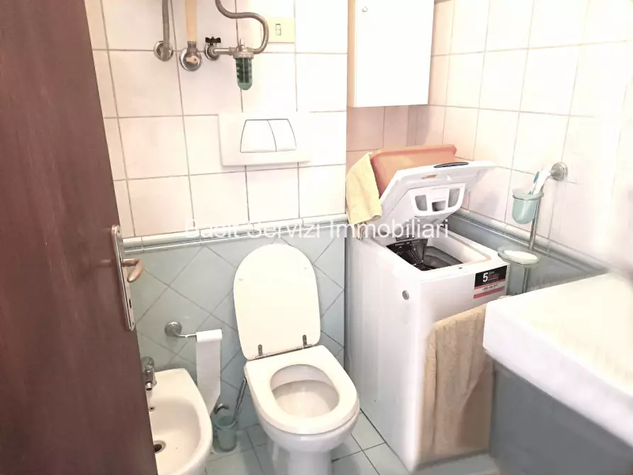 Immagine 32 di Appartamento in vendita  in Via Amilcare Cucchini a Roma