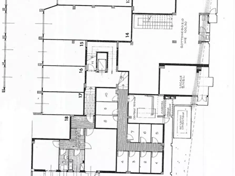 Immagine 47 di Appartamento in vendita  in Via Amilcare Cucchini a Roma