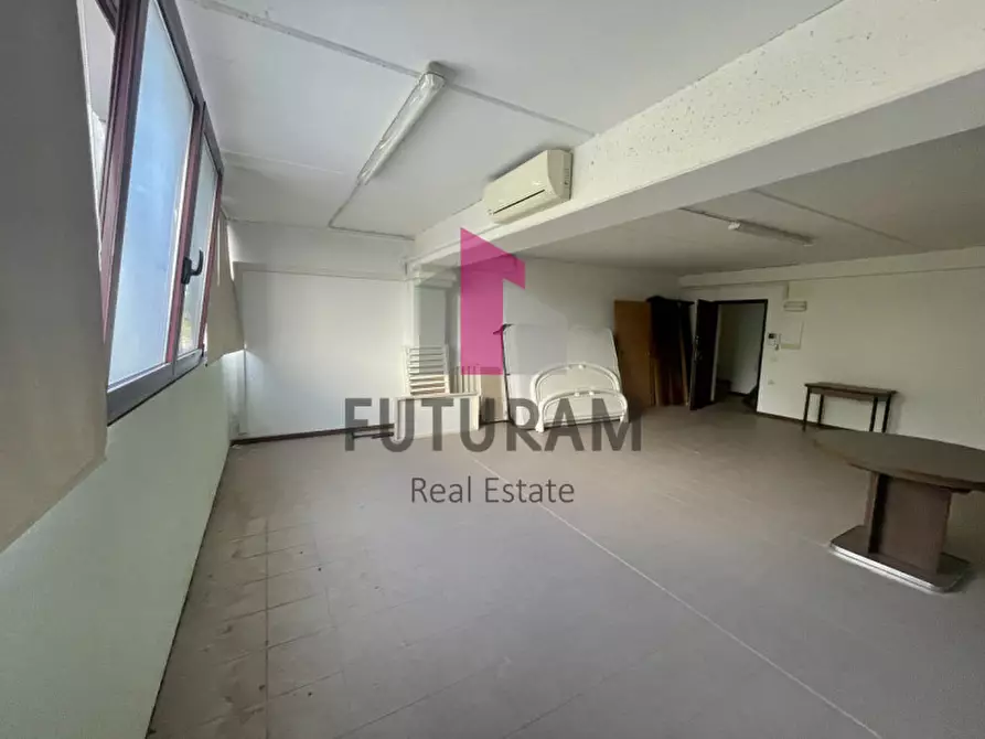 Immagine 2 di Laboratorio in vendita  in via roma 1 a Ponte San Nicolò