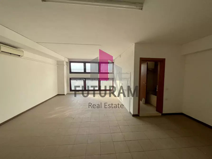 Immagine 15 di Laboratorio in vendita  in via roma 1 a Ponte San Nicolò