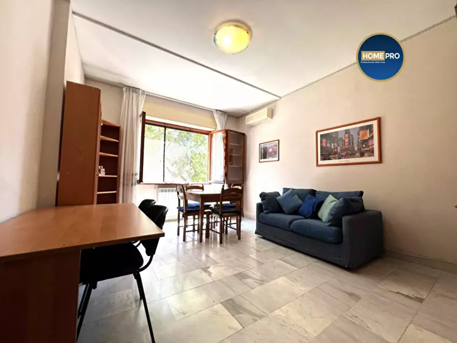 Immagine 3 di Appartamento in vendita  in Via Claudio Asello a Roma