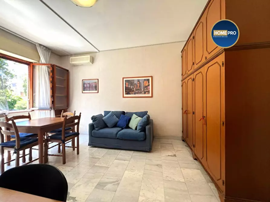 Immagine 4 di Appartamento in vendita  in Via Claudio Asello a Roma