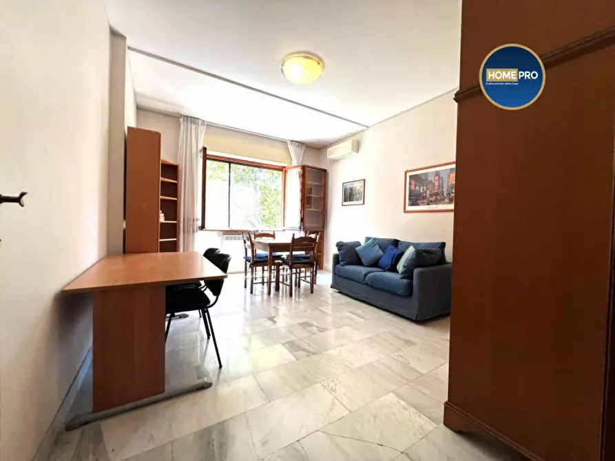 Immagine 10 di Appartamento in vendita  in Via Claudio Asello a Roma