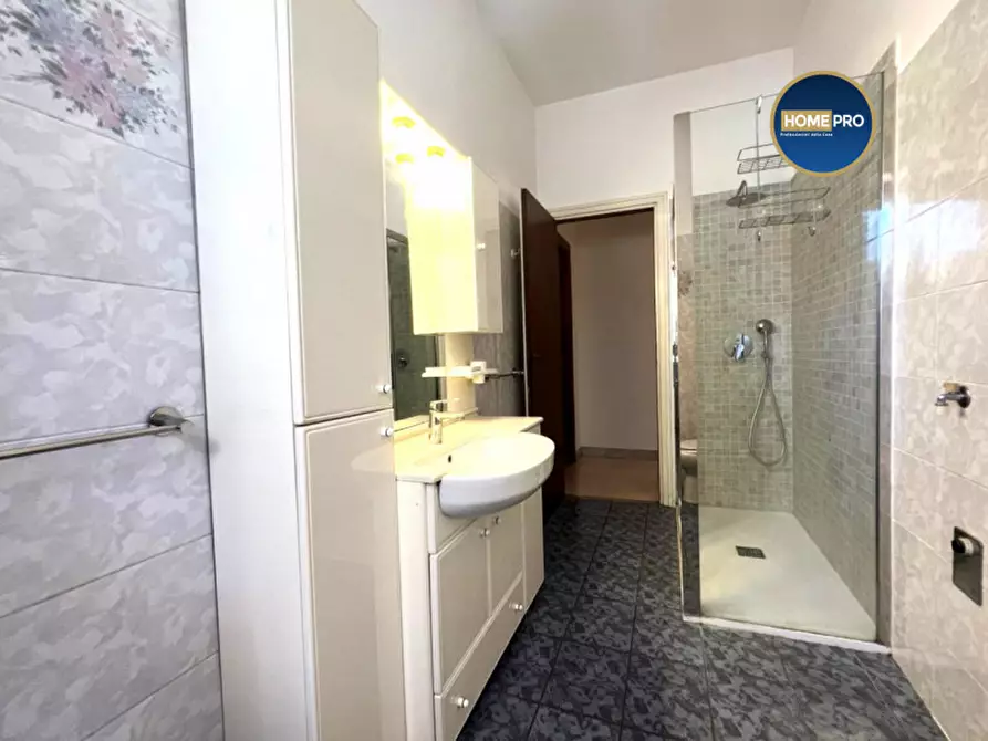 Immagine 24 di Appartamento in vendita  in Via Claudio Asello a Roma